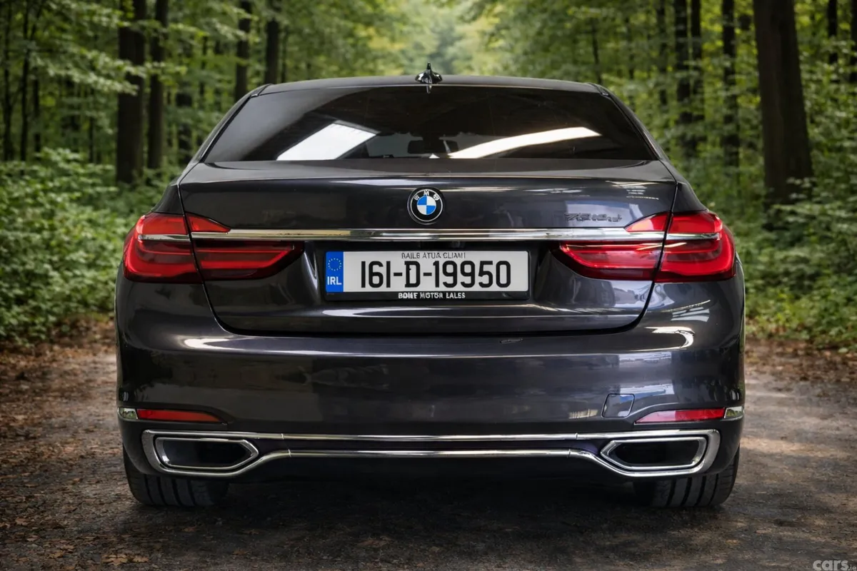 BMW 7-Series Saloon, Diesel, 2016, Grey