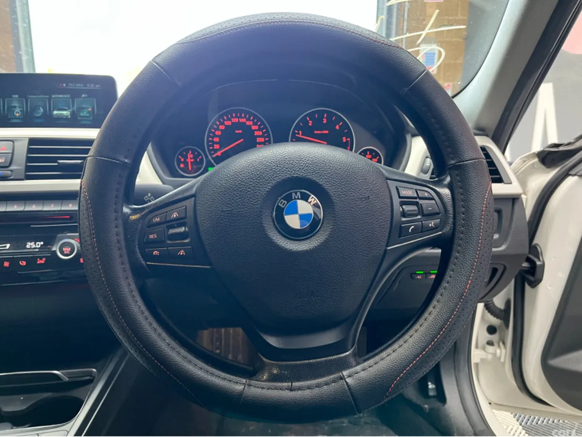 BMW 3-Series Hatchback, Diesel, 2017, White