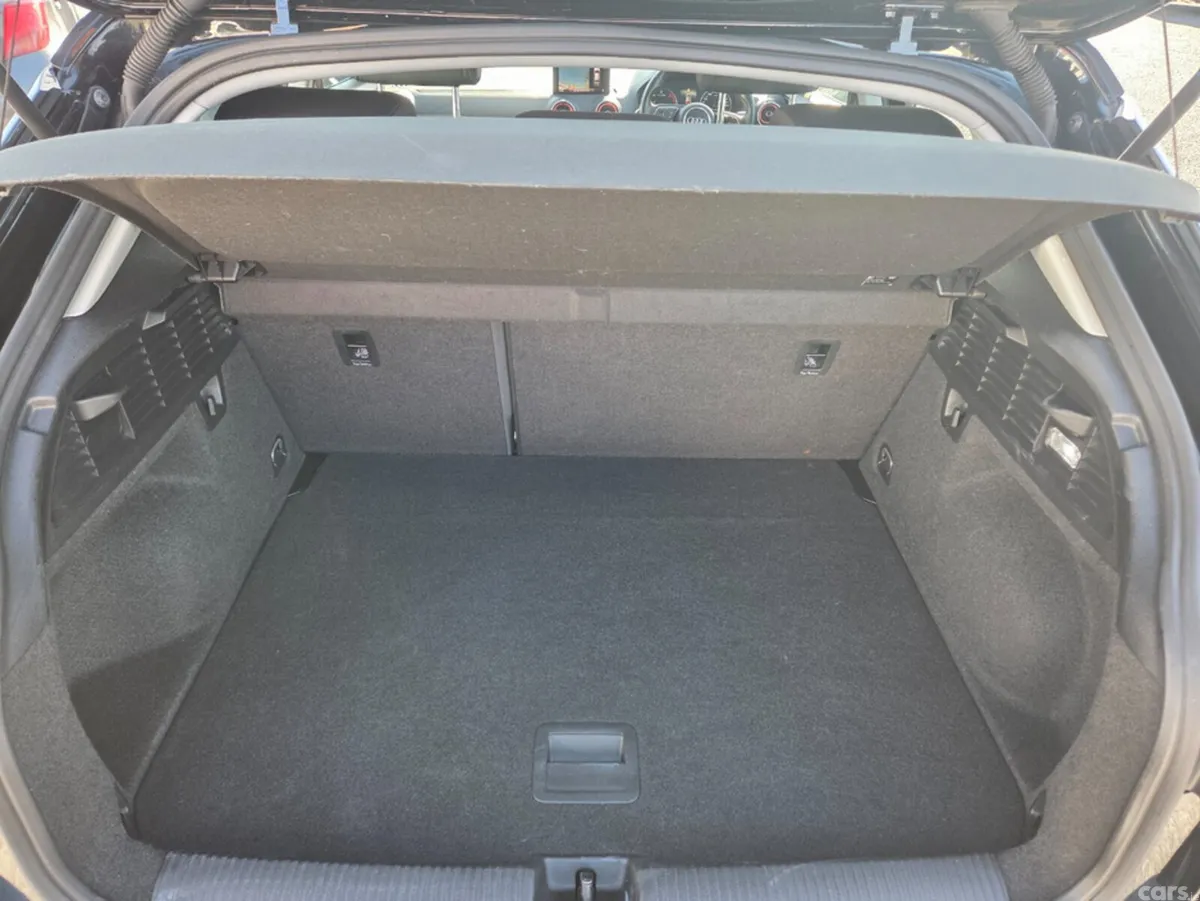 Audi Q2 Estate, Diesel, 2020, Black