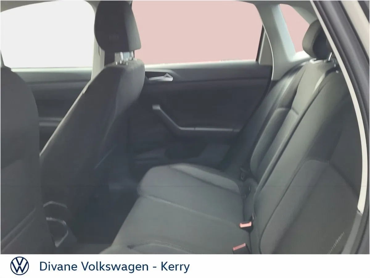 Volkswagen Polo Hatchback, Petrol, 2027, Grey