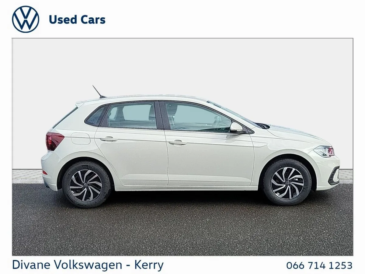 Volkswagen Polo Hatchback, Petrol, 2027, Grey