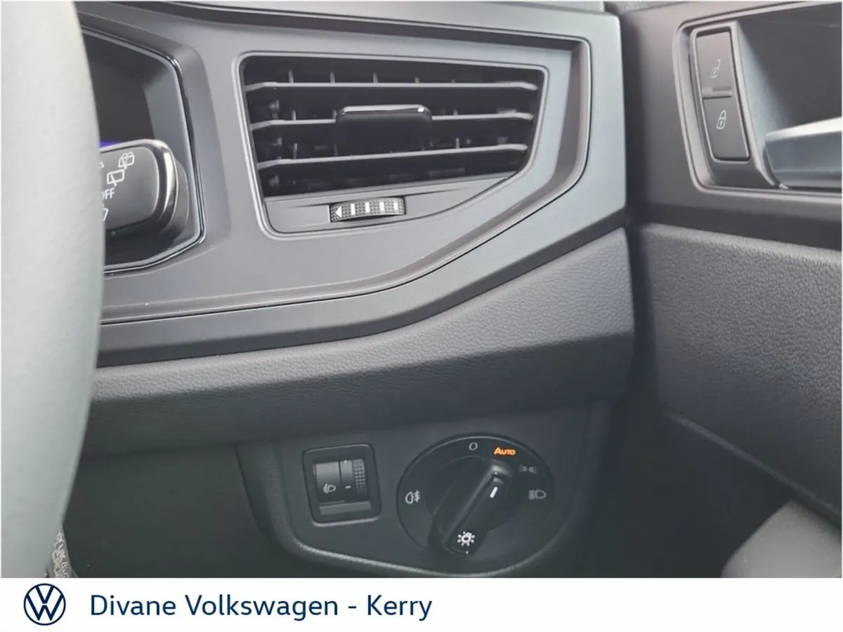 Volkswagen Polo Hatchback, Petrol, 2027, Grey