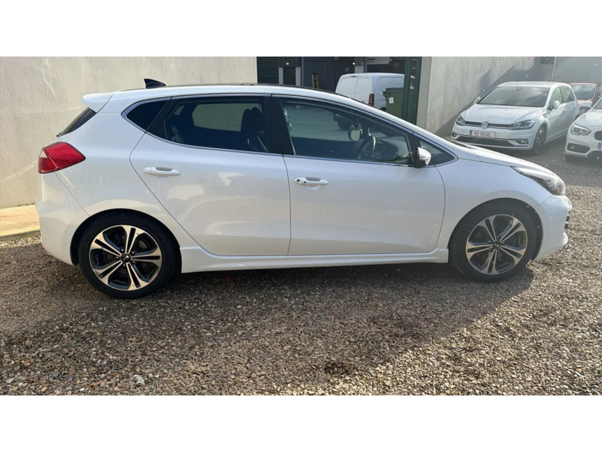 Kia Ceed Hatchback, Diesel, 2018, White