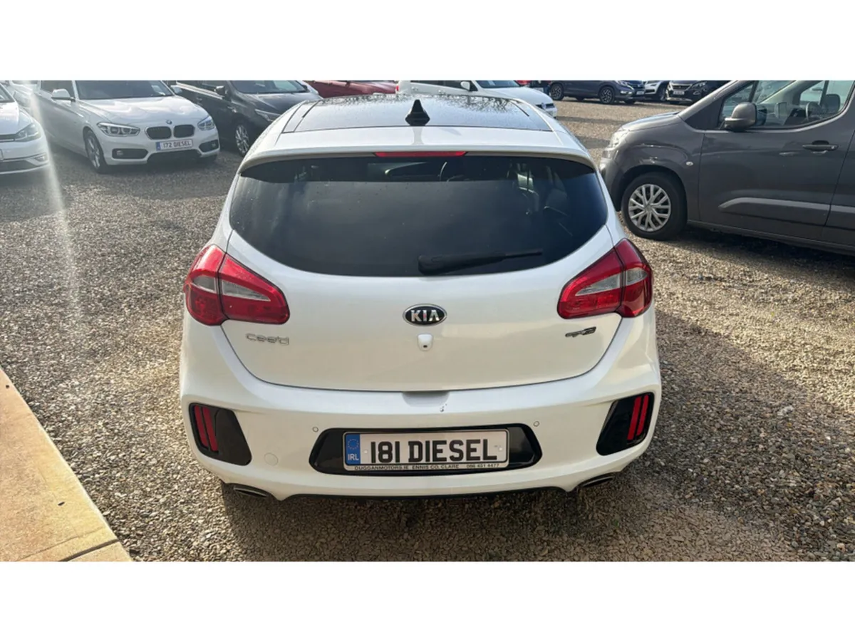 Kia Ceed Hatchback, Diesel, 2018, White