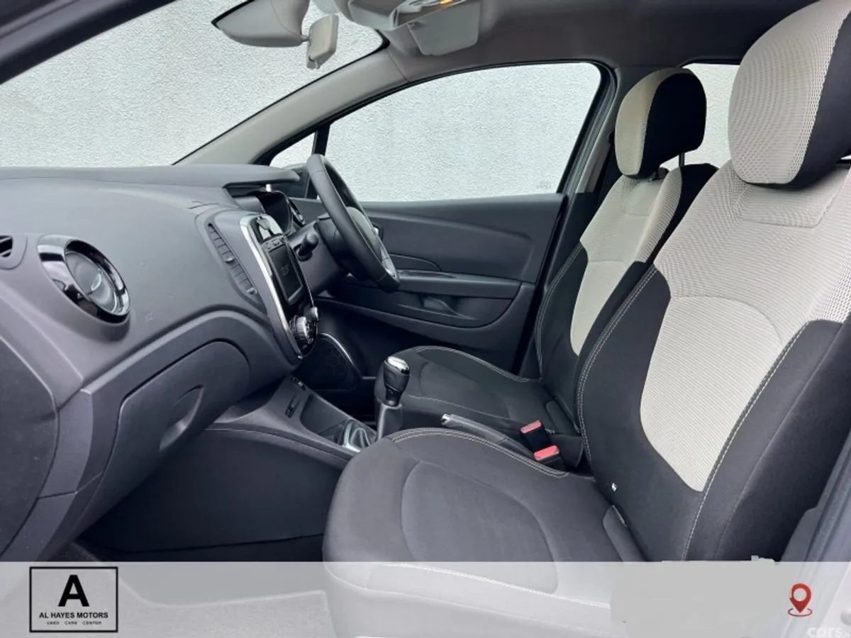 Renault Captur Hatchback, Diesel, 2019, Grey