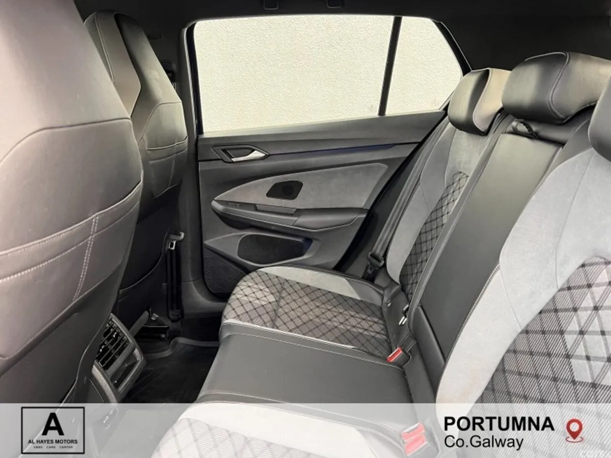 Volkswagen Golf Hatchback, Petrol, 2022, Blue