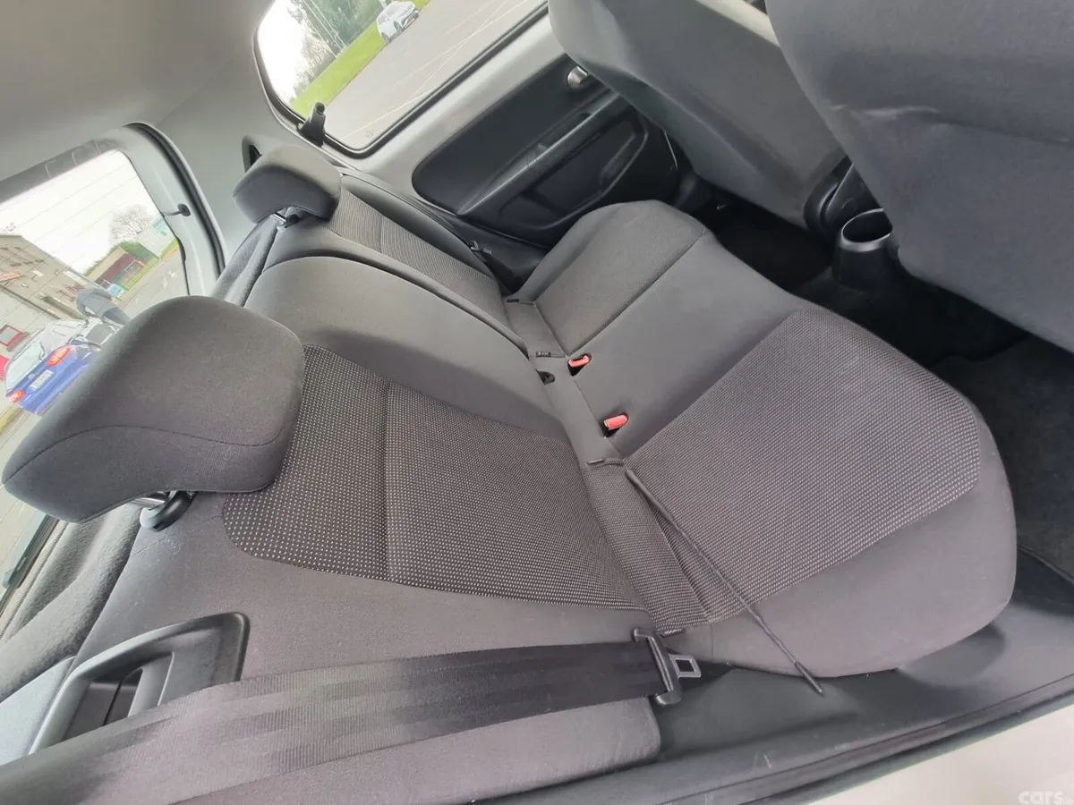 Volkswagen up! Hatchback, Petrol, 2013, White