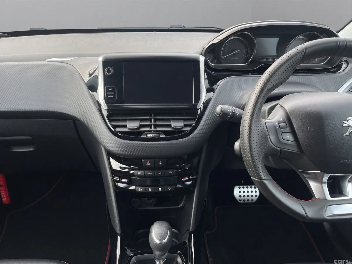 Peugeot 2008 SUV, Diesel, 2018, Grey