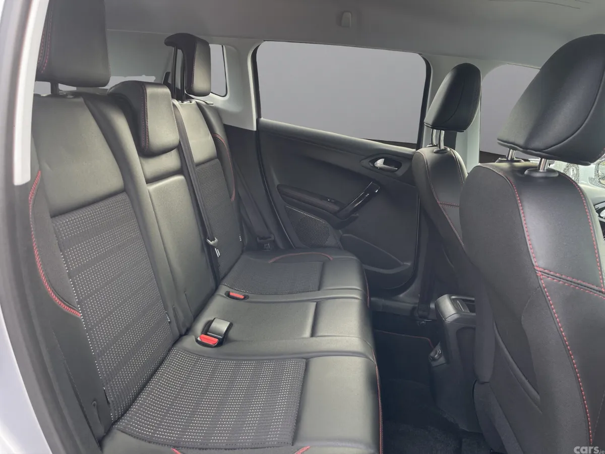 Peugeot 2008 SUV, Diesel, 2018, Grey