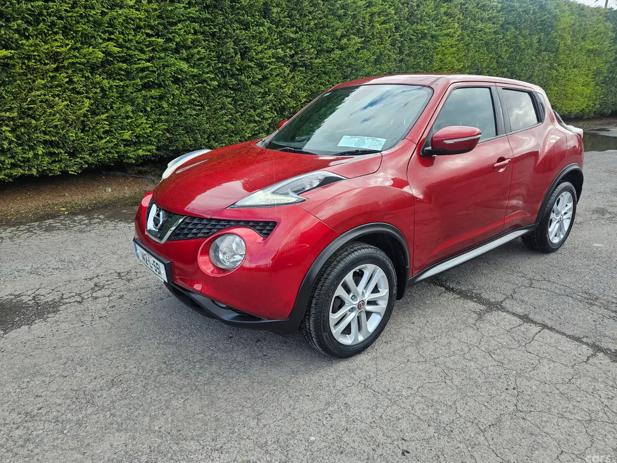 Nissan Juke SUV, Petrol, 2014, Red