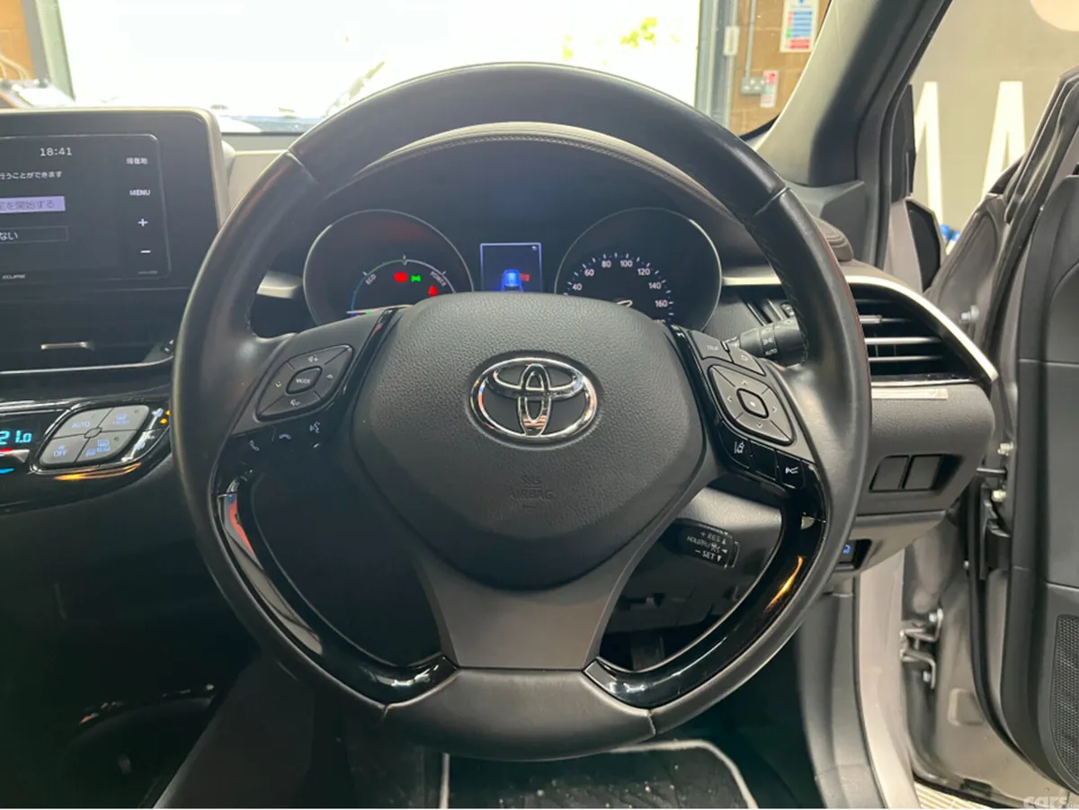 Toyota C-HR SUV, Petrol, 2018, Silver