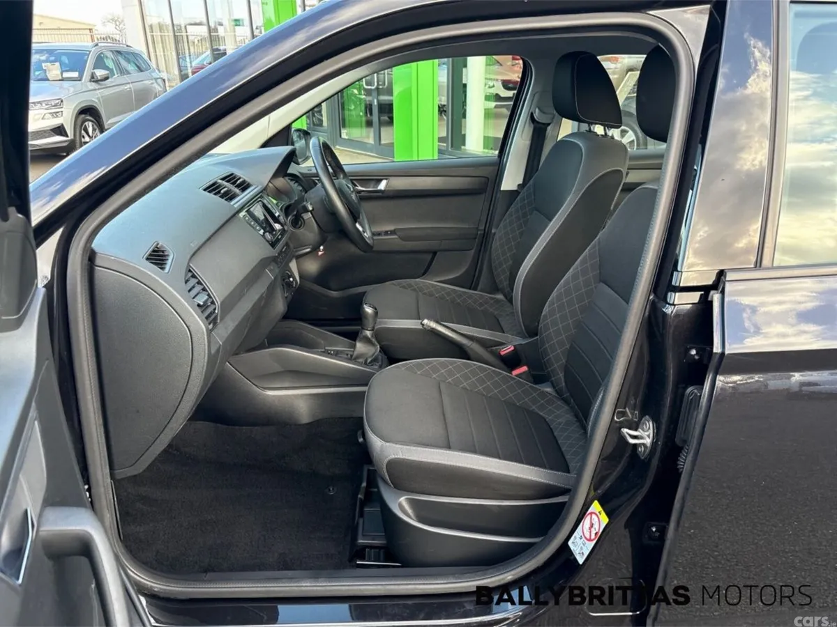 Skoda Fabia Hatchback, Petrol, 2020, Black