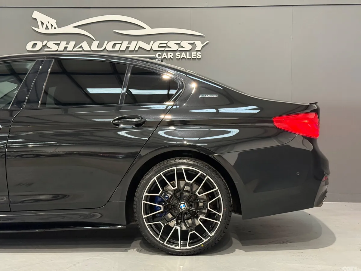 BMW 5-Series Saloon, Petrol Plug-in Hybrid, 2018, Black