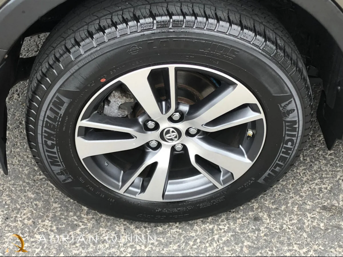 Toyota RAV4 SUV, Diesel, 2016, Bronze