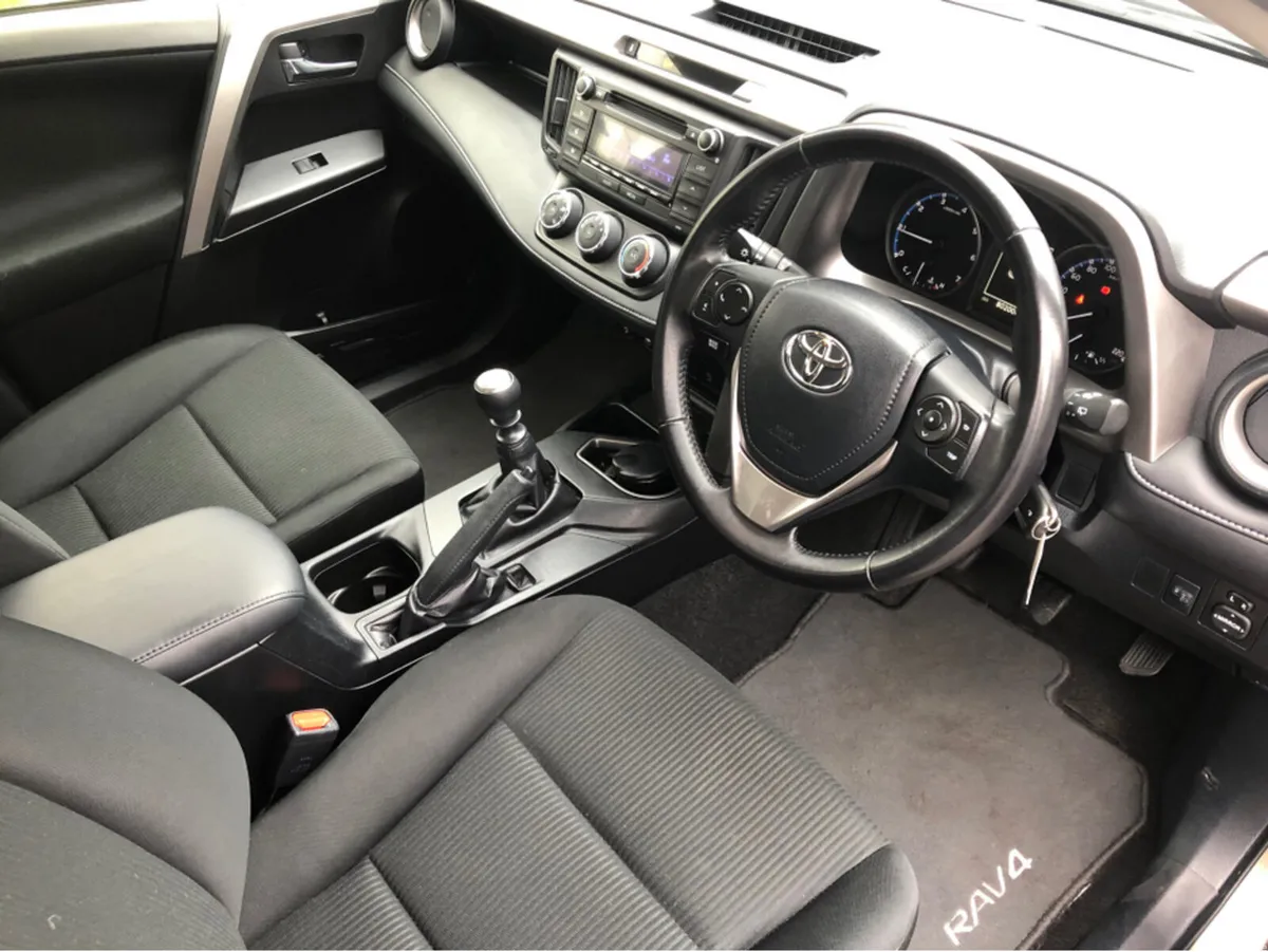 Toyota RAV4 SUV, Diesel, 2016, Bronze