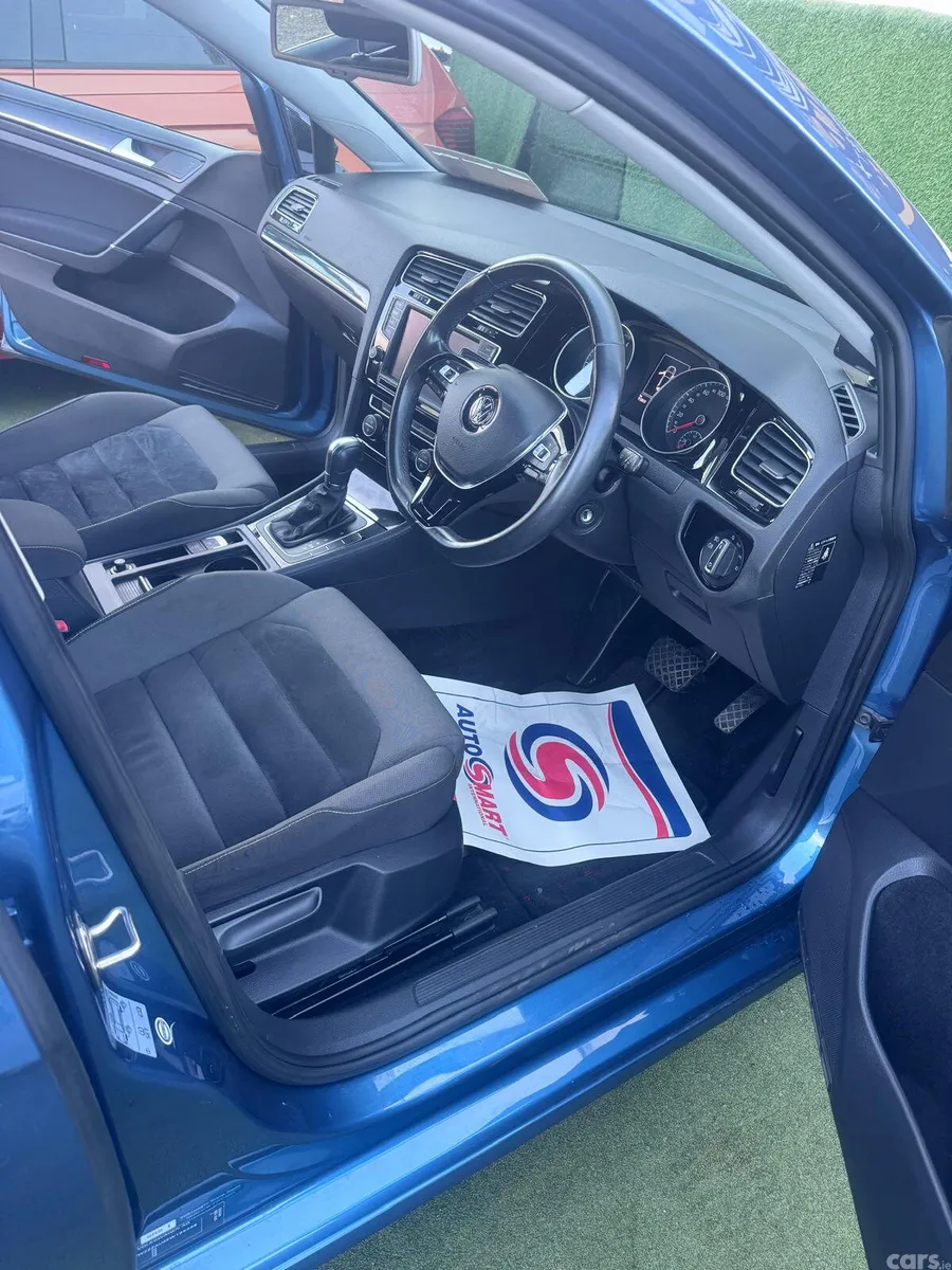 Volkswagen Golf Hatchback, Petrol, 2014, Blue