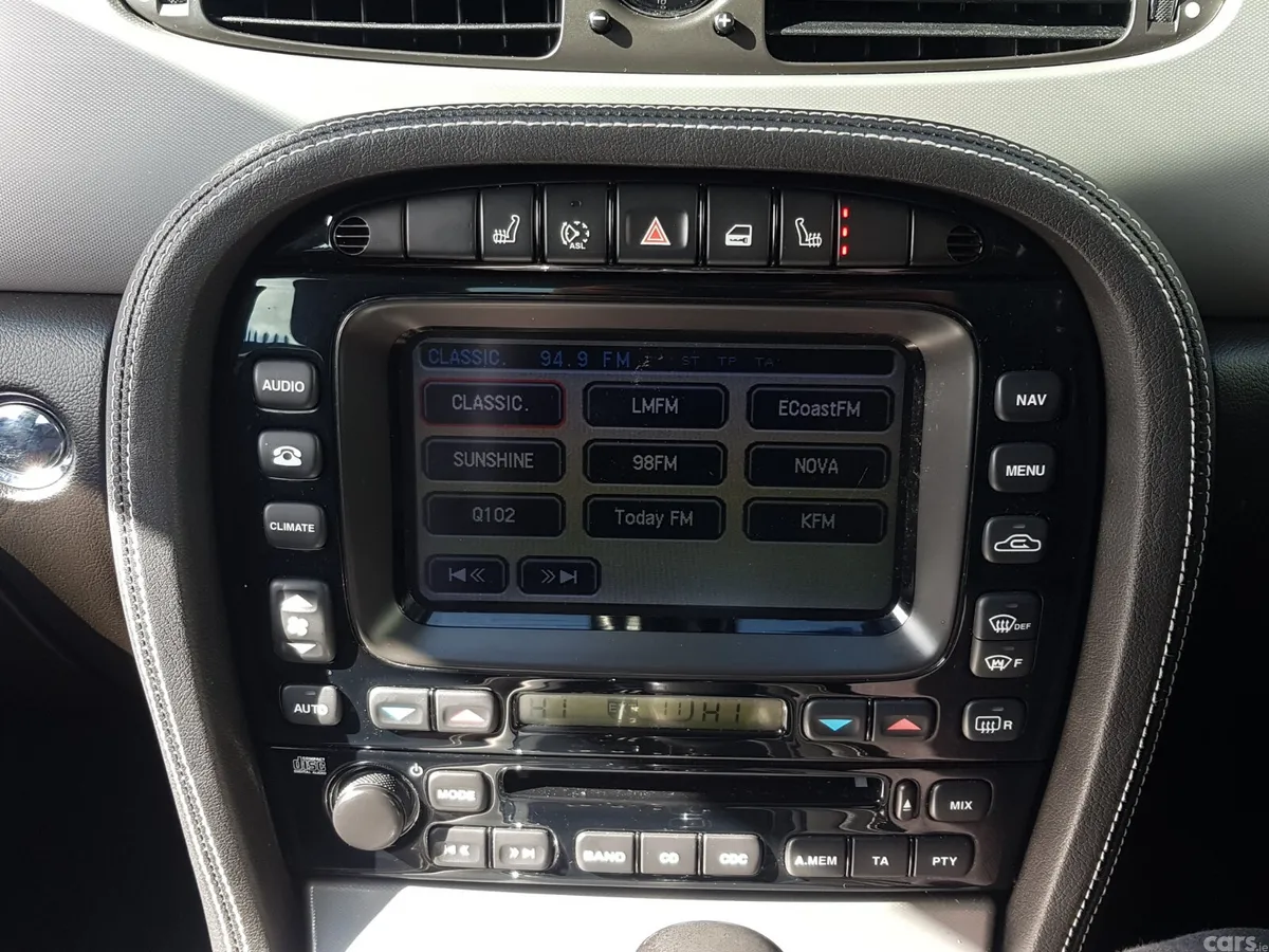 Jaguar XJ Saloon, Diesel, 2008, Black