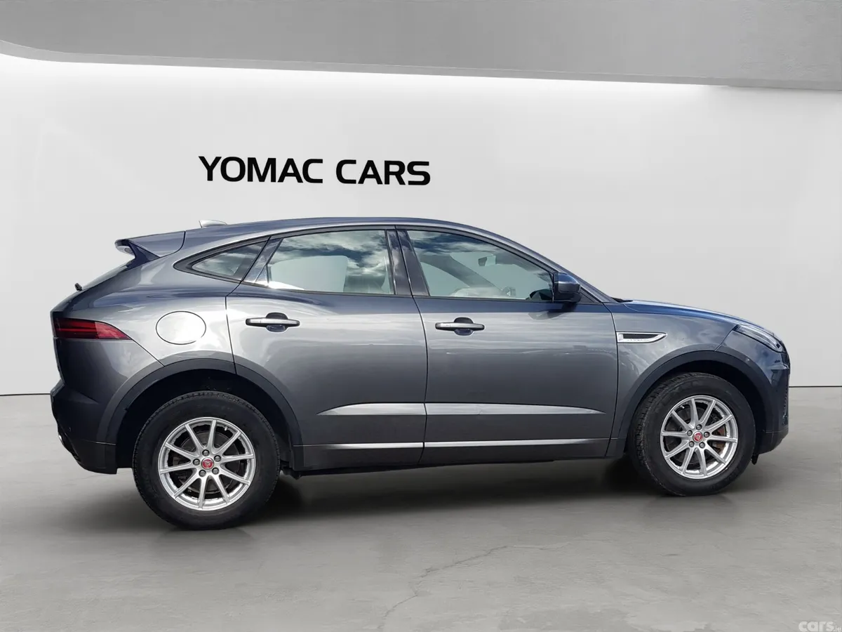 Jaguar E-Pace Estate/Jeep, Diesel, 2018, Grey