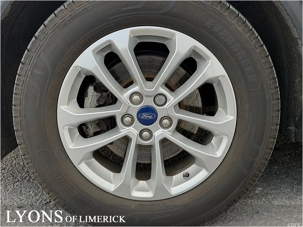 Ford Kuga SUV, Petrol, 2023, Red