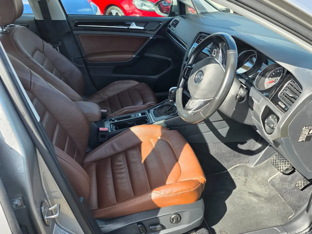 Volkswagen Golf Hatchback, Petrol, 2016, Silver