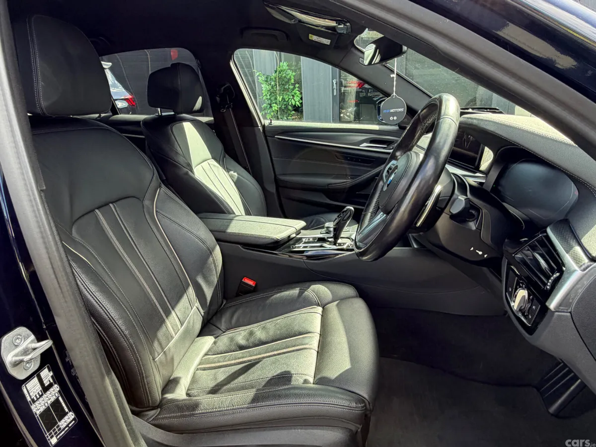 BMW 5-Series Saloon, Diesel, 2022, Blue