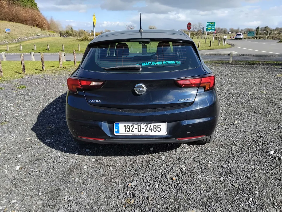 Opel Astra Hatchback, Petrol, 2019, Blue