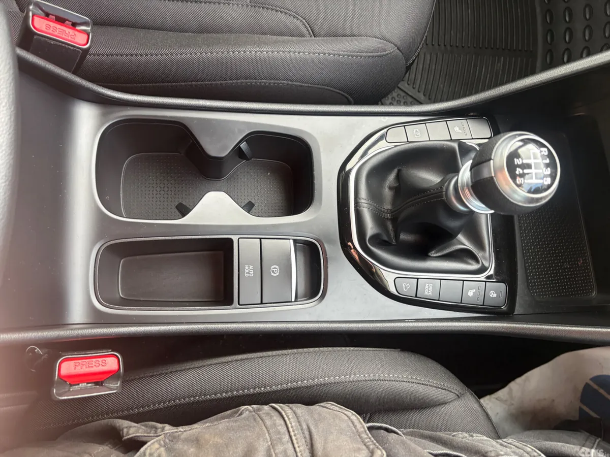 Hyundai Tucson SUV, Diesel, 2021, White