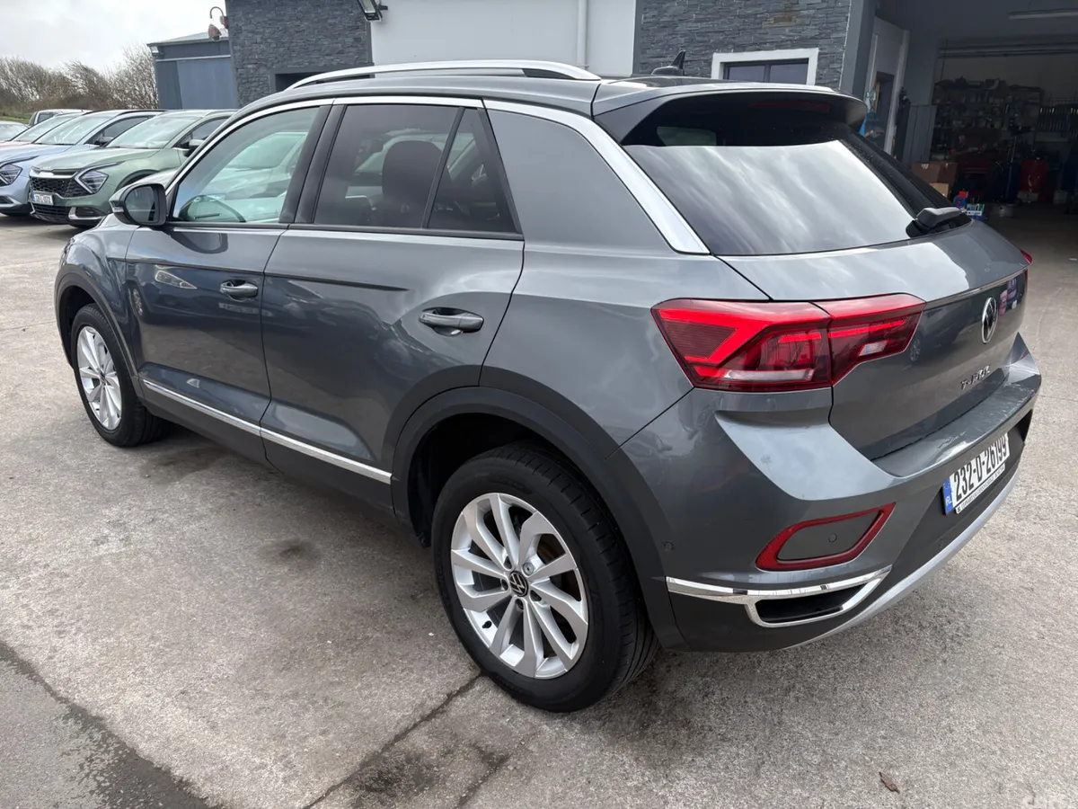 Volkswagen T-Roc SUV, Petrol, 2023, Grey