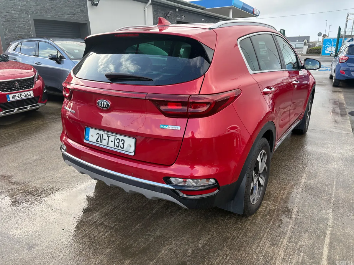 Kia Sportage SUV, Diesel Hybrid, 2021, Red