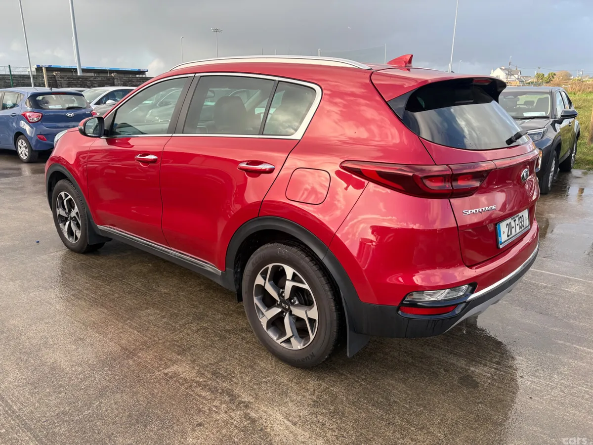 Kia Sportage SUV, Diesel Hybrid, 2021, Red