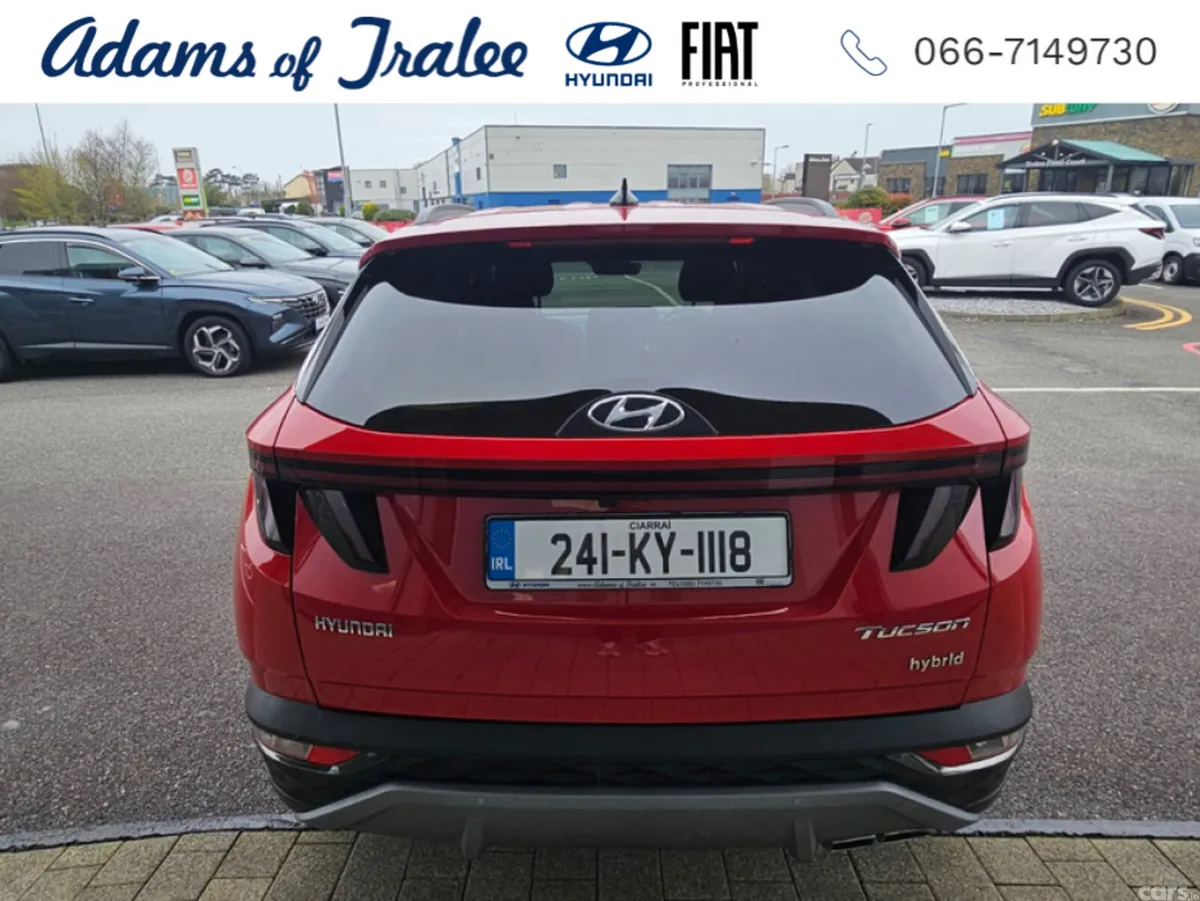 Hyundai Tucson MPV, Petrol Hybrid, 2024, Red