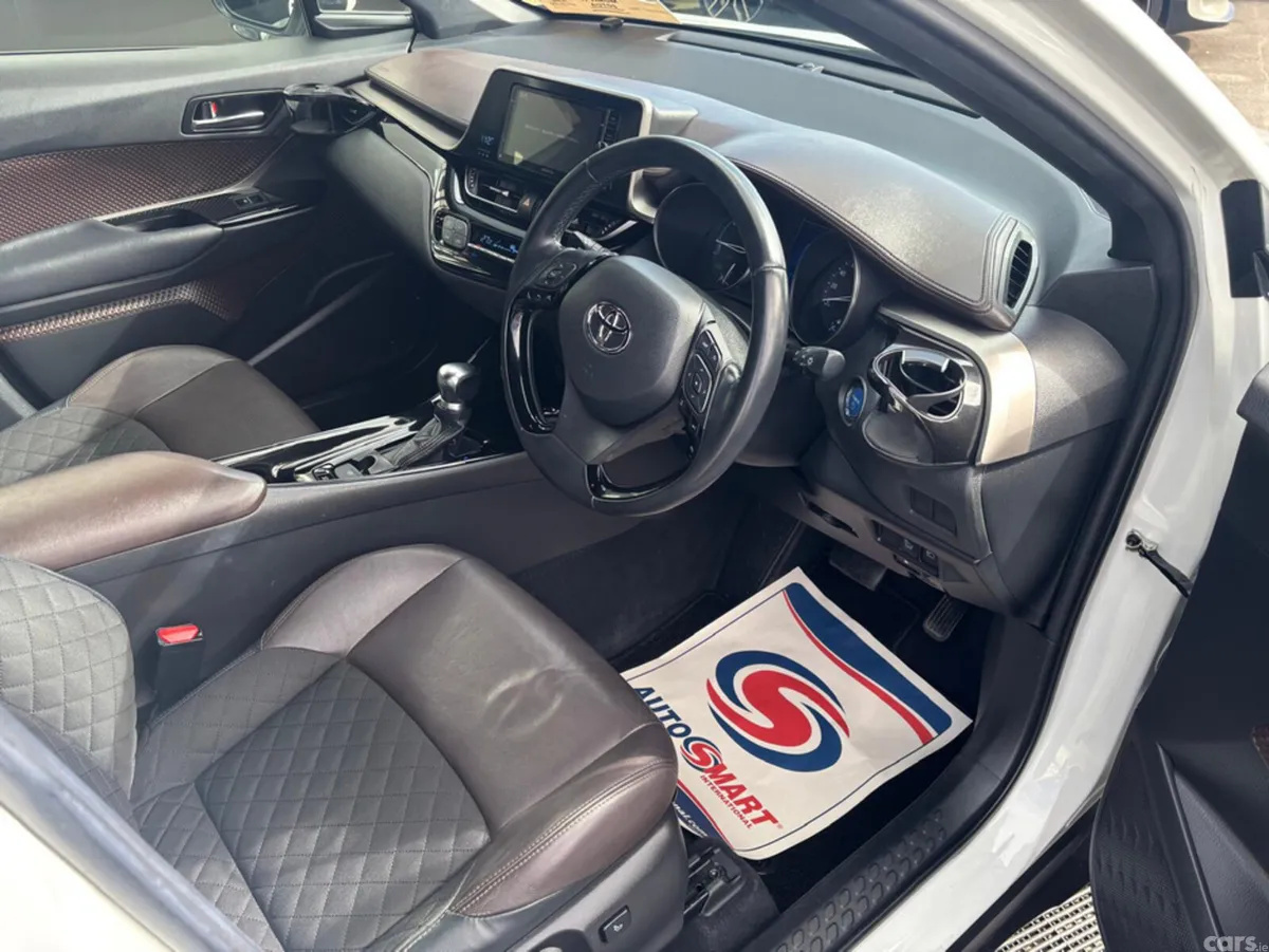Toyota C-HR Hatchback, Petrol, 2017, White