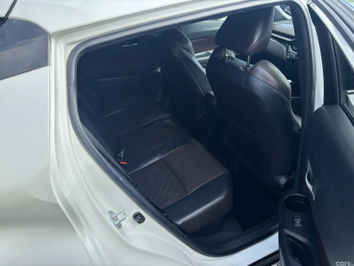 Toyota C-HR Hatchback, Petrol, 2017, White