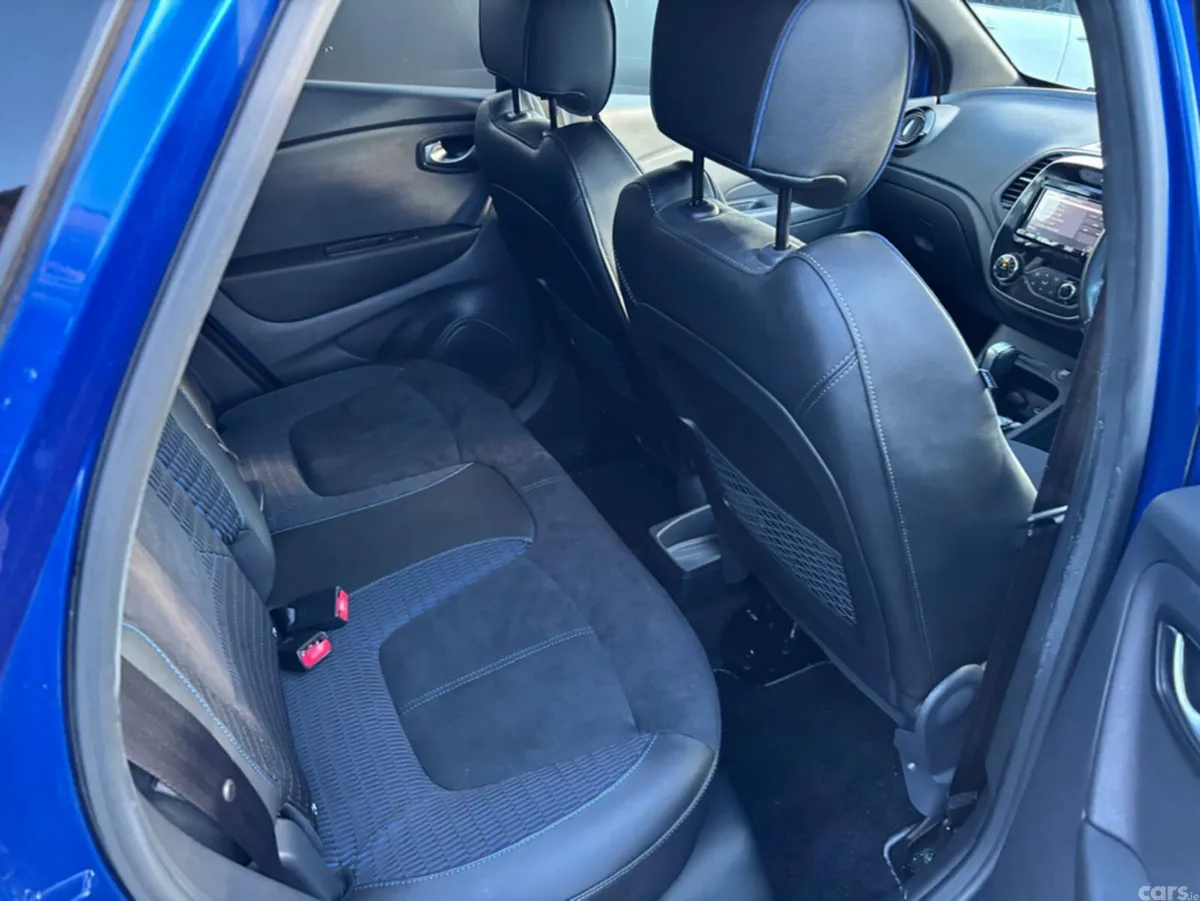 Renault Captur Hatchback, Petrol, 2019, Blue