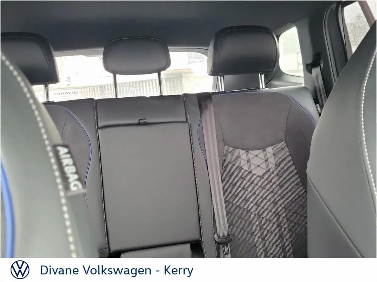 Volkswagen Tayron Hatchback, Petrol Plug-in Hybrid, 2027, Grey