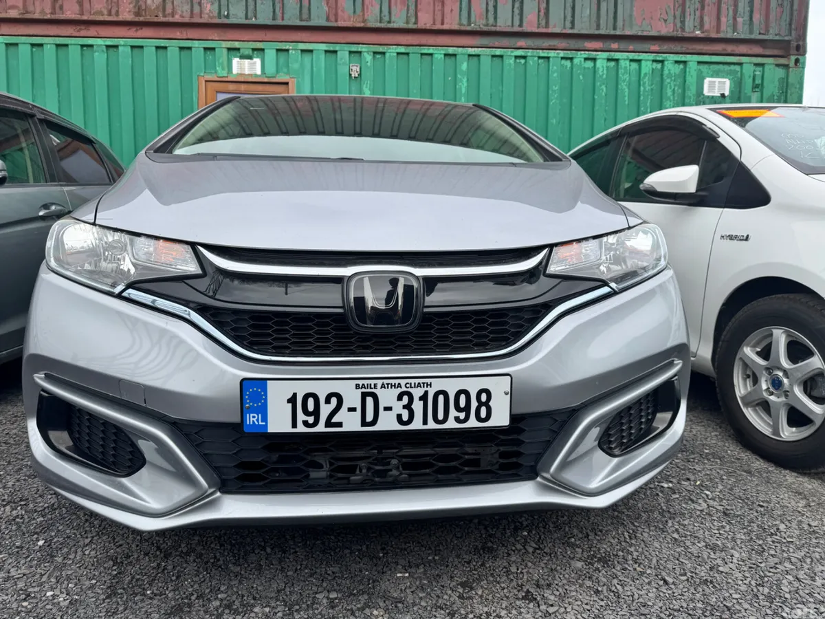Honda Fit Hatchback, Petrol Hybrid, 2019, Silver