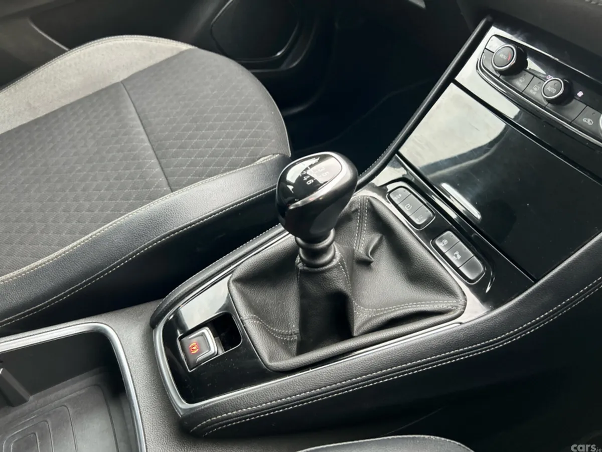 Opel Grandland X MPV, Diesel, 2019, Grey