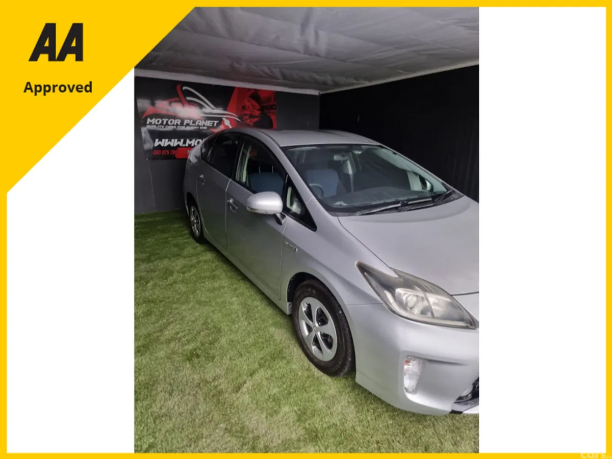 Toyota Prius Hatchback, Petrol Hybrid, 2014, Silver