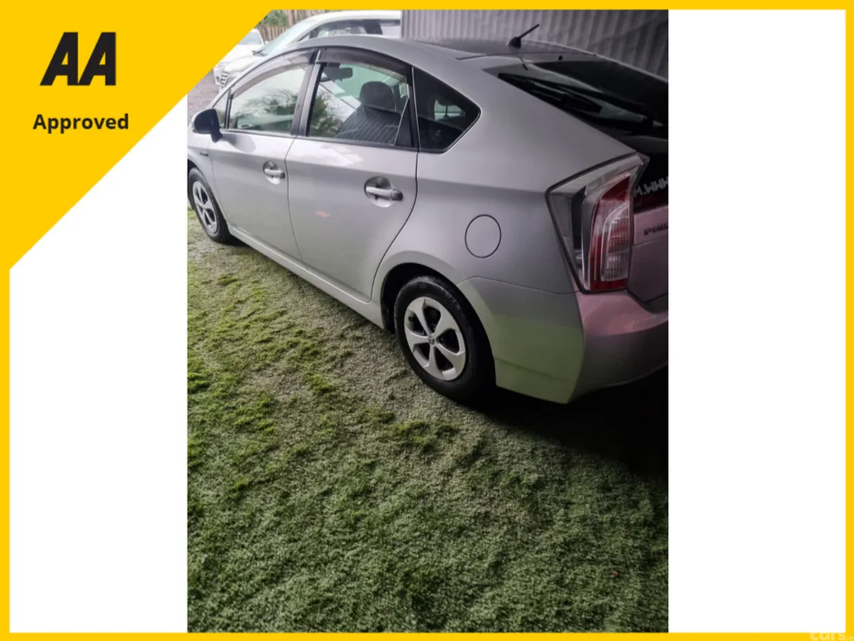 Toyota Prius Hatchback, Petrol Hybrid, 2014, Silver