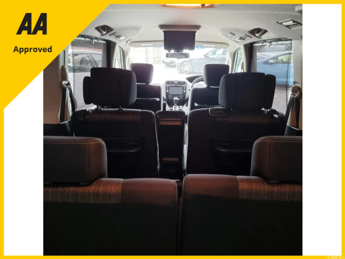 Nissan Serena MPV, Petrol Hybrid, 2014, White