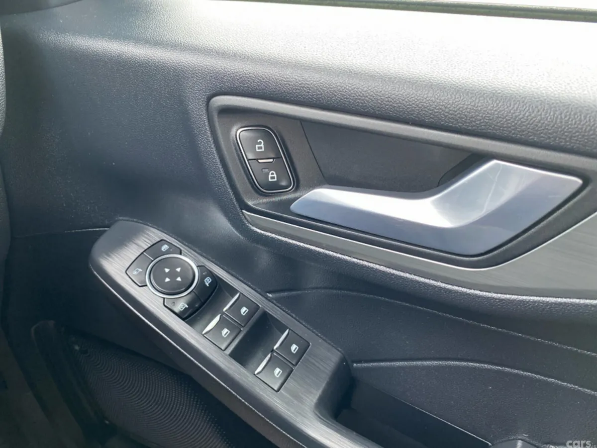Ford Kuga MPV, Diesel, 2023, Black
