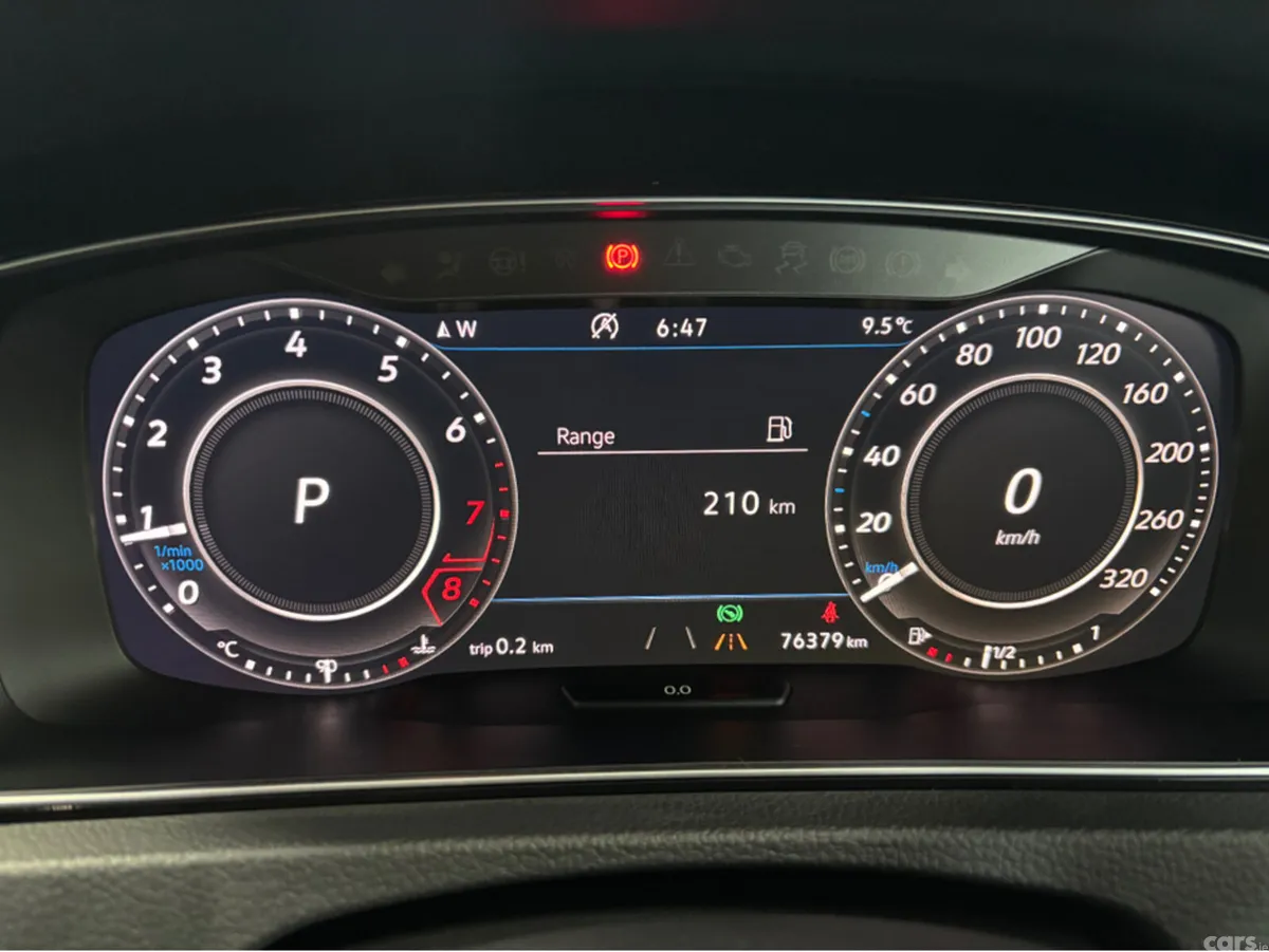 Volkswagen Golf Hatchback, Petrol, 2019, Blue