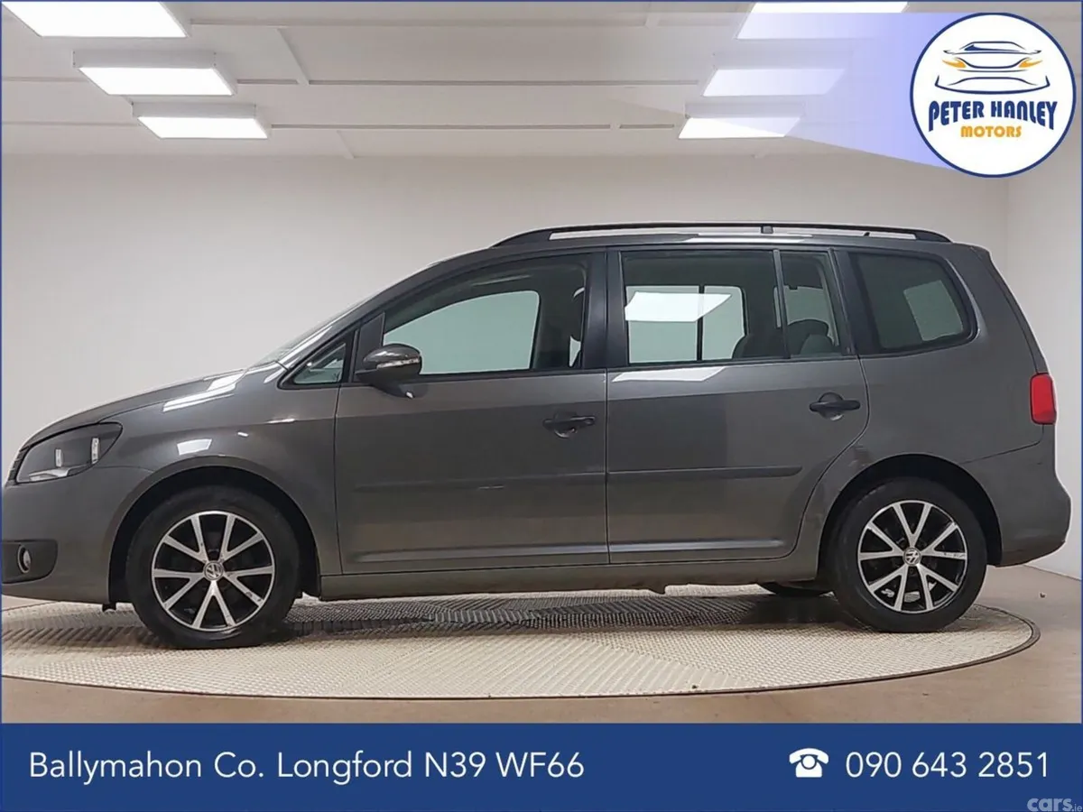 Volkswagen Touran MPV, Diesel, 2014, Grey