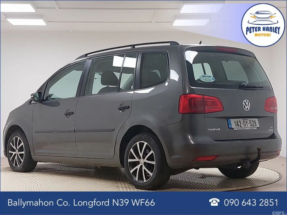 Volkswagen Touran MPV, Diesel, 2014, Grey