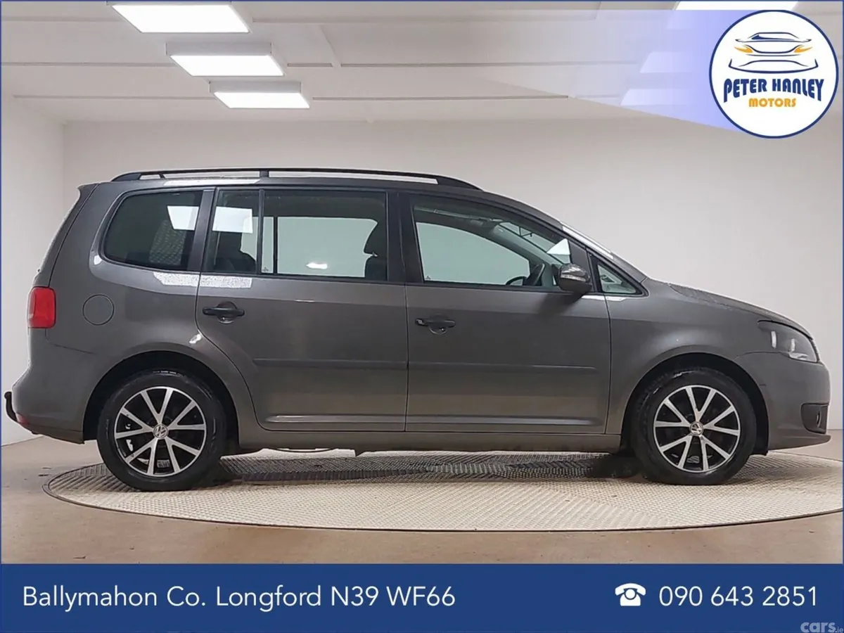 Volkswagen Touran MPV, Diesel, 2014, Grey
