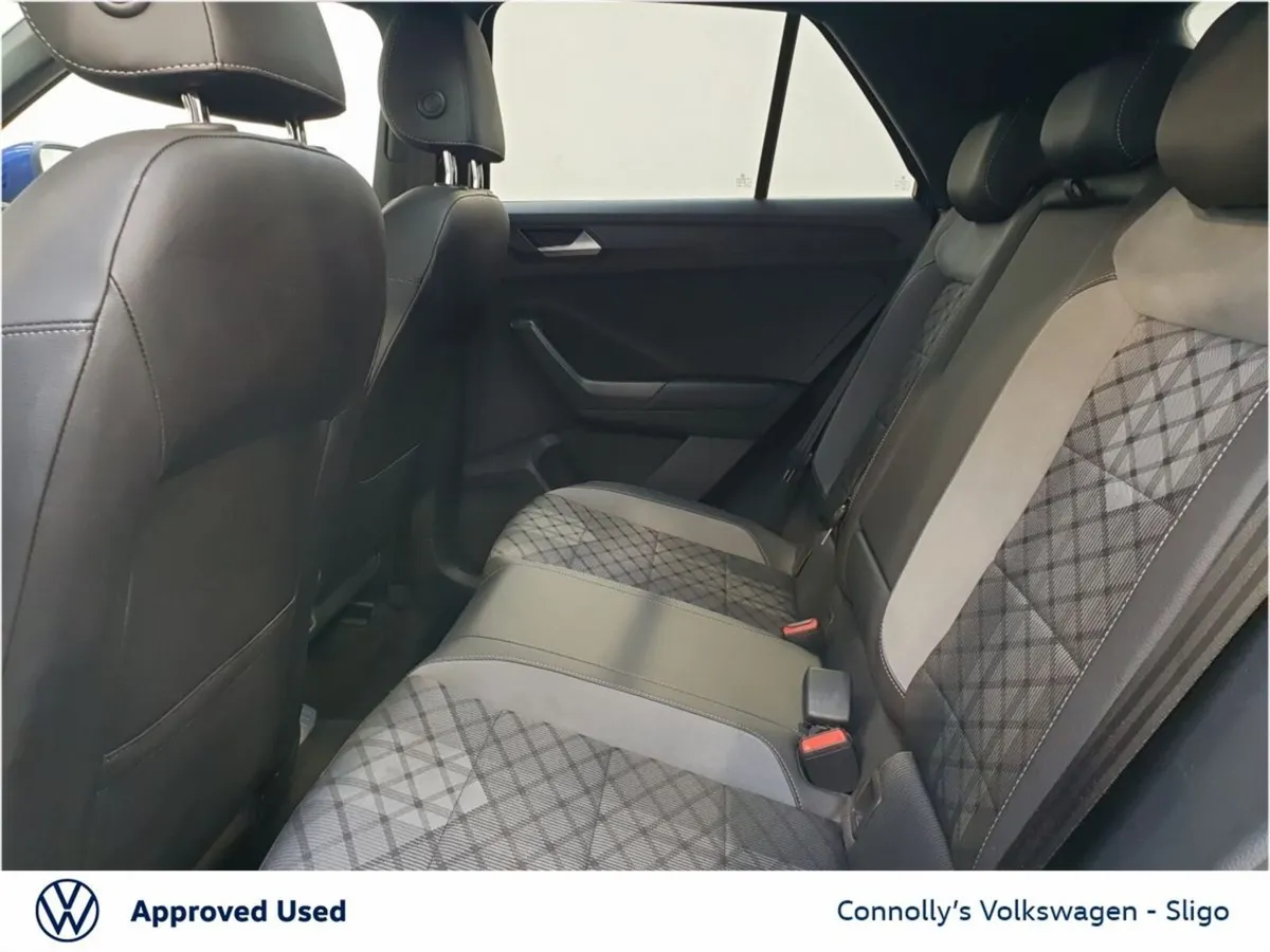 Volkswagen T-Roc SUV, Petrol, 2023, Blue