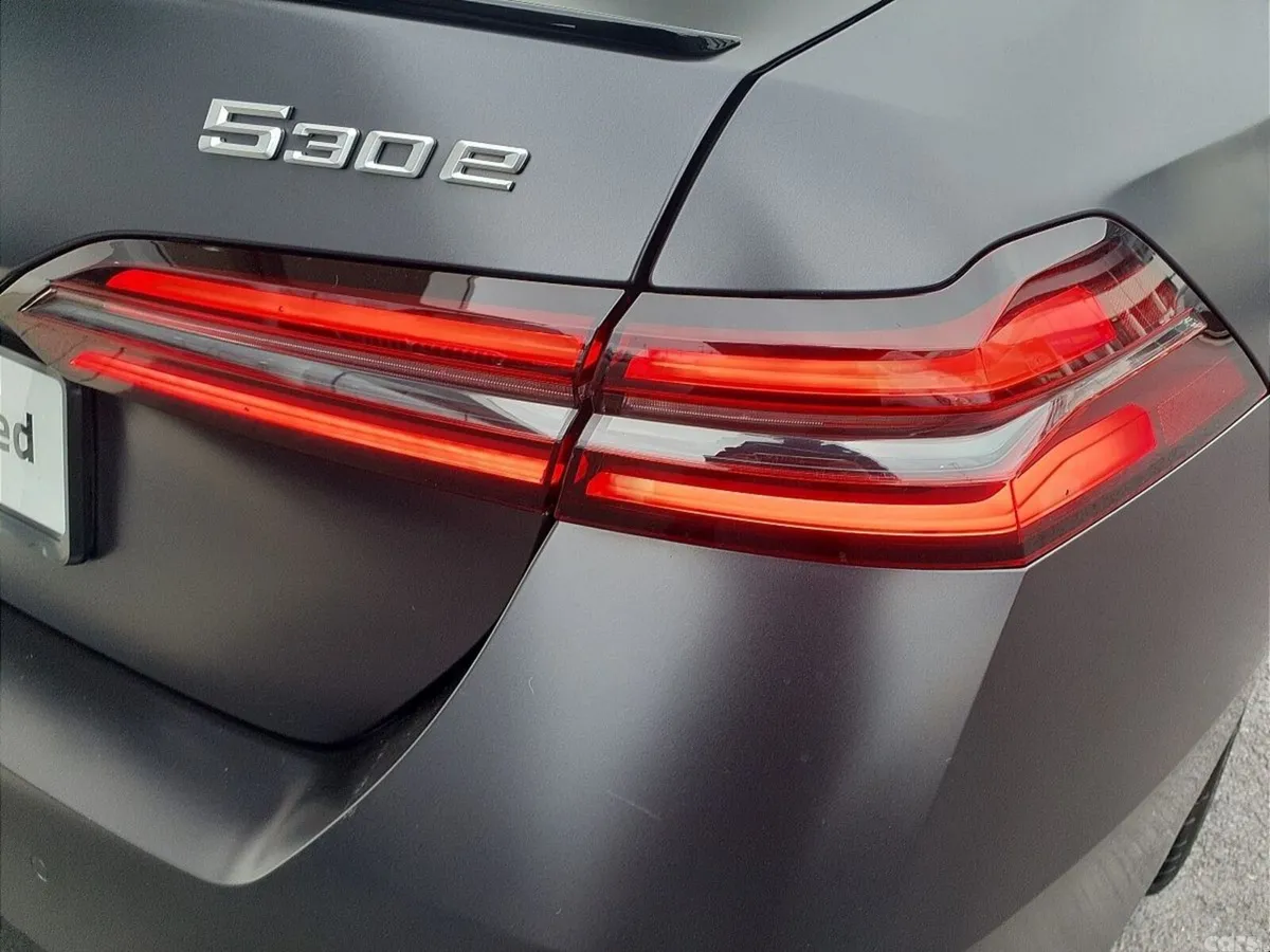 BMW 5-Series Saloon, Petrol Plug-in Hybrid, 2024, Grey