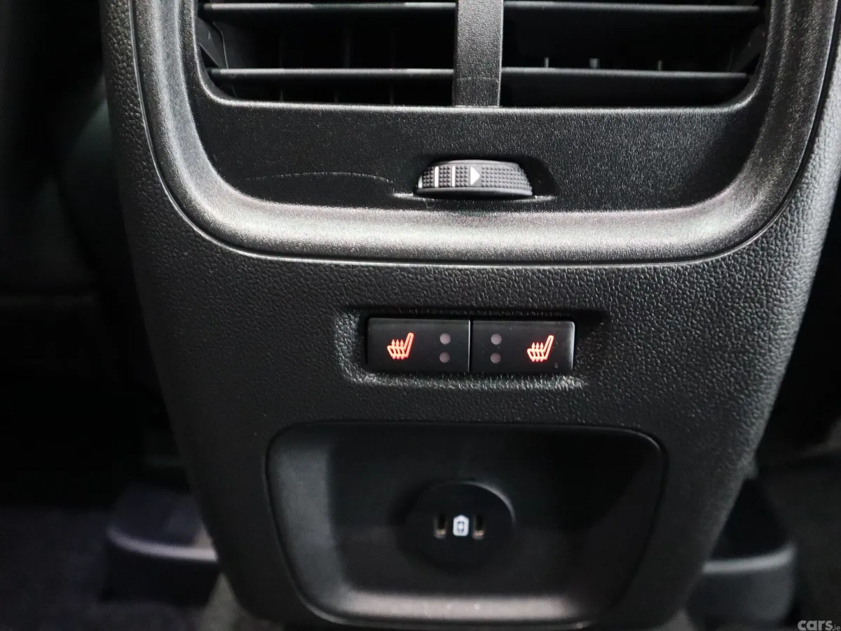 Ford Kuga SUV, Petrol Hybrid, 2025, White