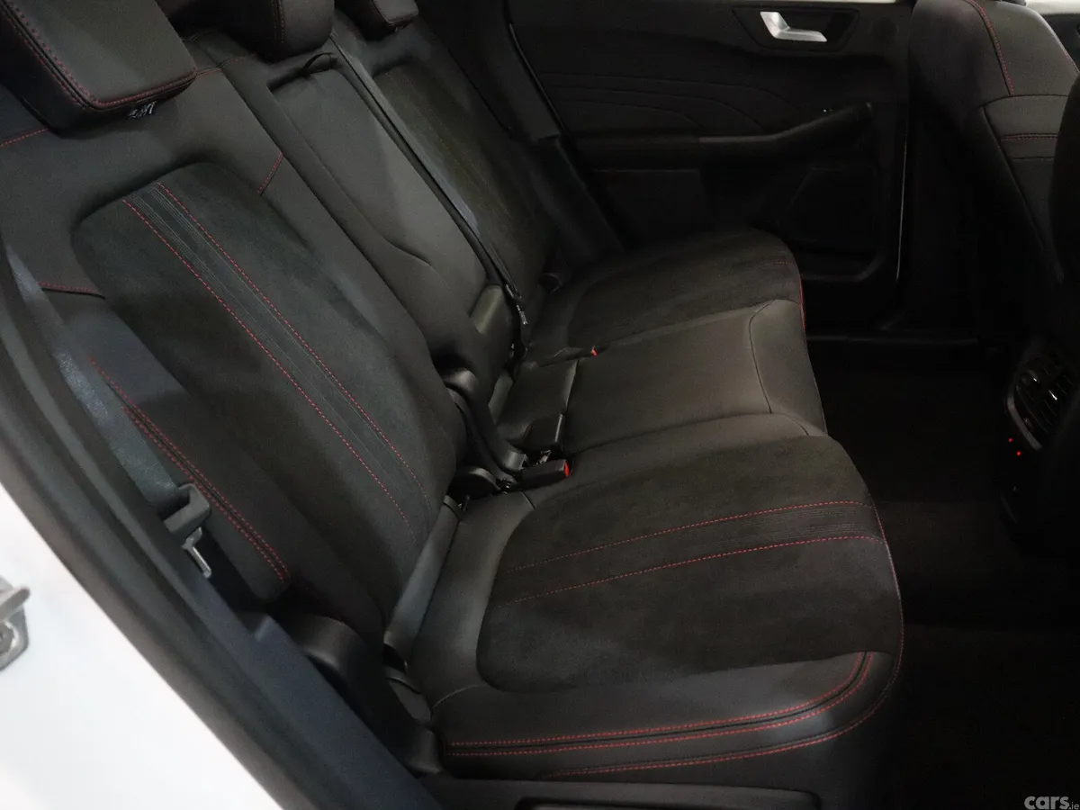 Ford Kuga SUV, Petrol Hybrid, 2025, White