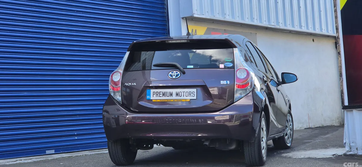 Toyota Aqua Hatchback, Petrol Hybrid, 2014, Brown